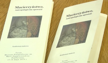 W Etnograficznym o macierzyństwie