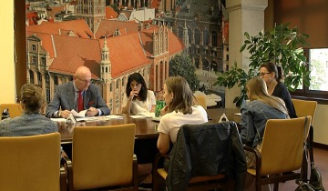 Więcej dla nauczycieli