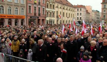 Toruń uczcił niepodległość