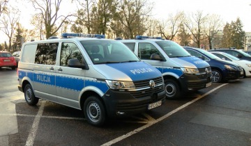 Radiowozy dla Policji