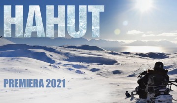Z flagą na Spitzbergen