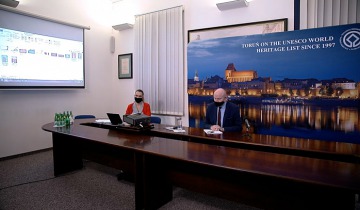 Konferencja prasowa prezydenta Torunia - czwartek 5.11.2020
