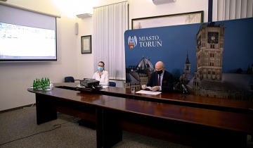 Konferencja prasowa prezydenta Torunia - wtorek 5.01.2021