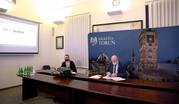 Konferencja prasowa prezydenta Torunia - piątek 5.02.2021