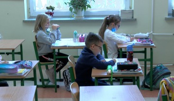 Zdalnie i stacjonarnie