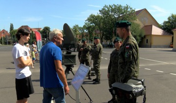 Otwarte koszary