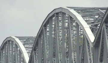 Most pomalowany