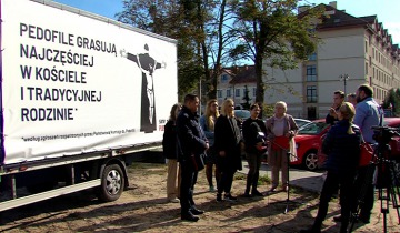 Przeciwko homofobii