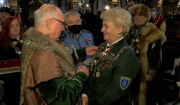 Niech żyje król