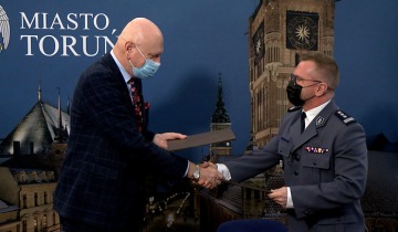 Miasto dofinansuje patrole