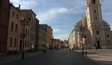 Mniej turystów