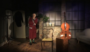 Kontrabasista w Muzycznym