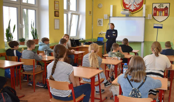 O bezpieczeństwie, prawach ucznia i odpowiedzialności karnej nieletnich w Lipnie 04.11.2022