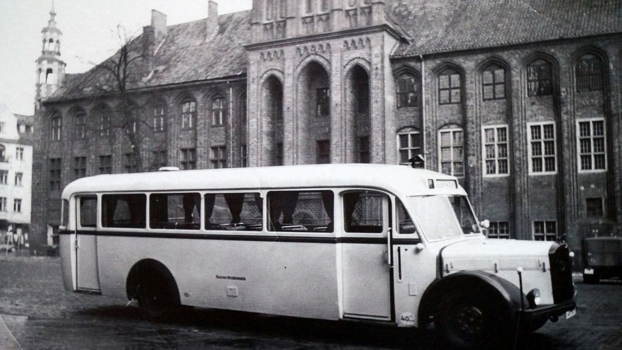 98 lat autobusów w Toruniu