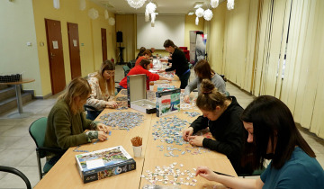 Puzzle, pogaduchy, pierniki w Książnicy 23.01.2025